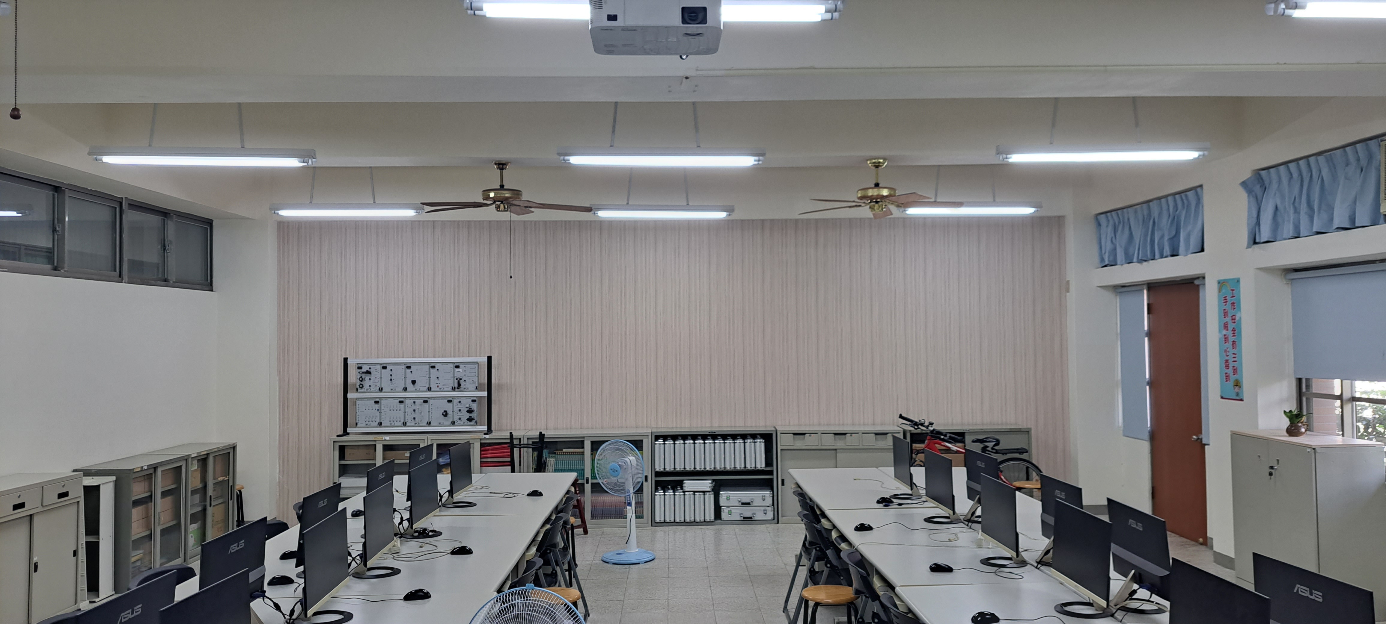 ..微電腦實習工場_美感環境