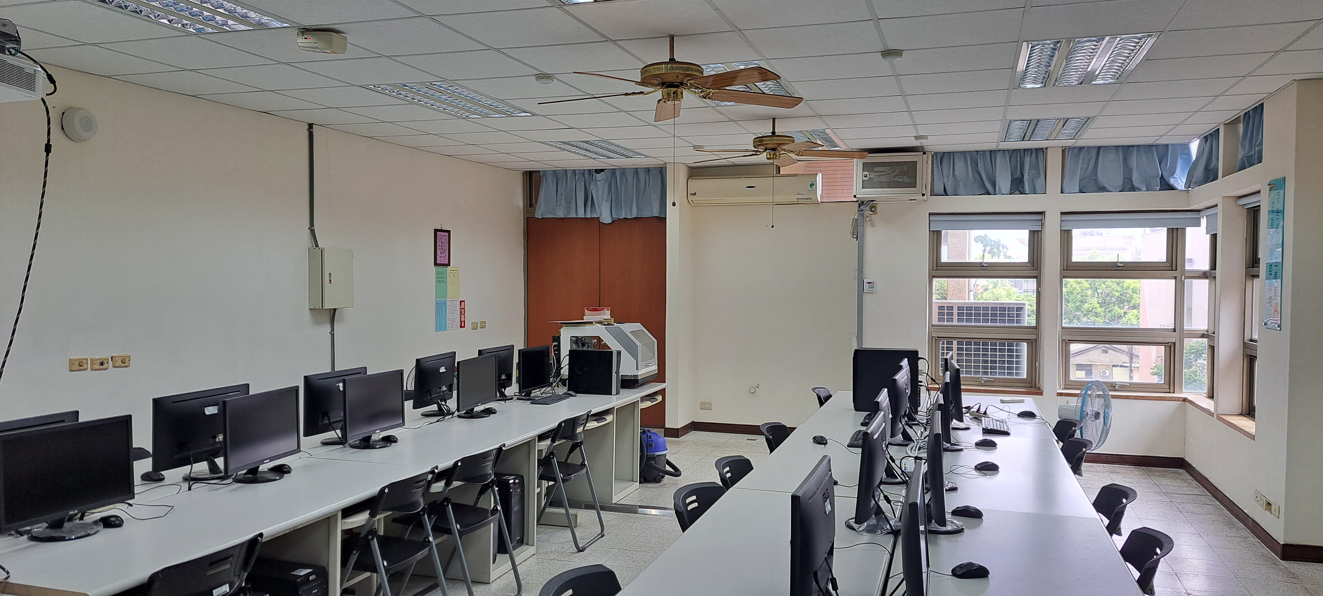 ..CPLD實習工場_整齊乾淨