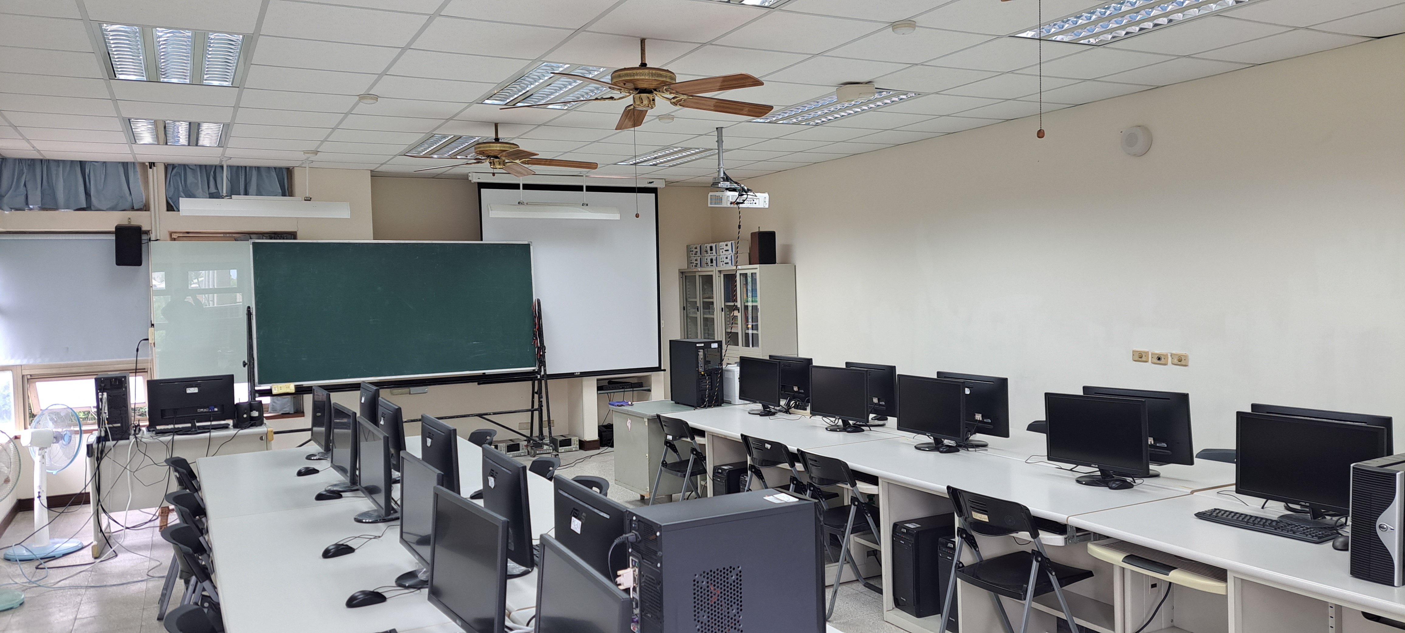 ..CPLD實習工場_設備完整1