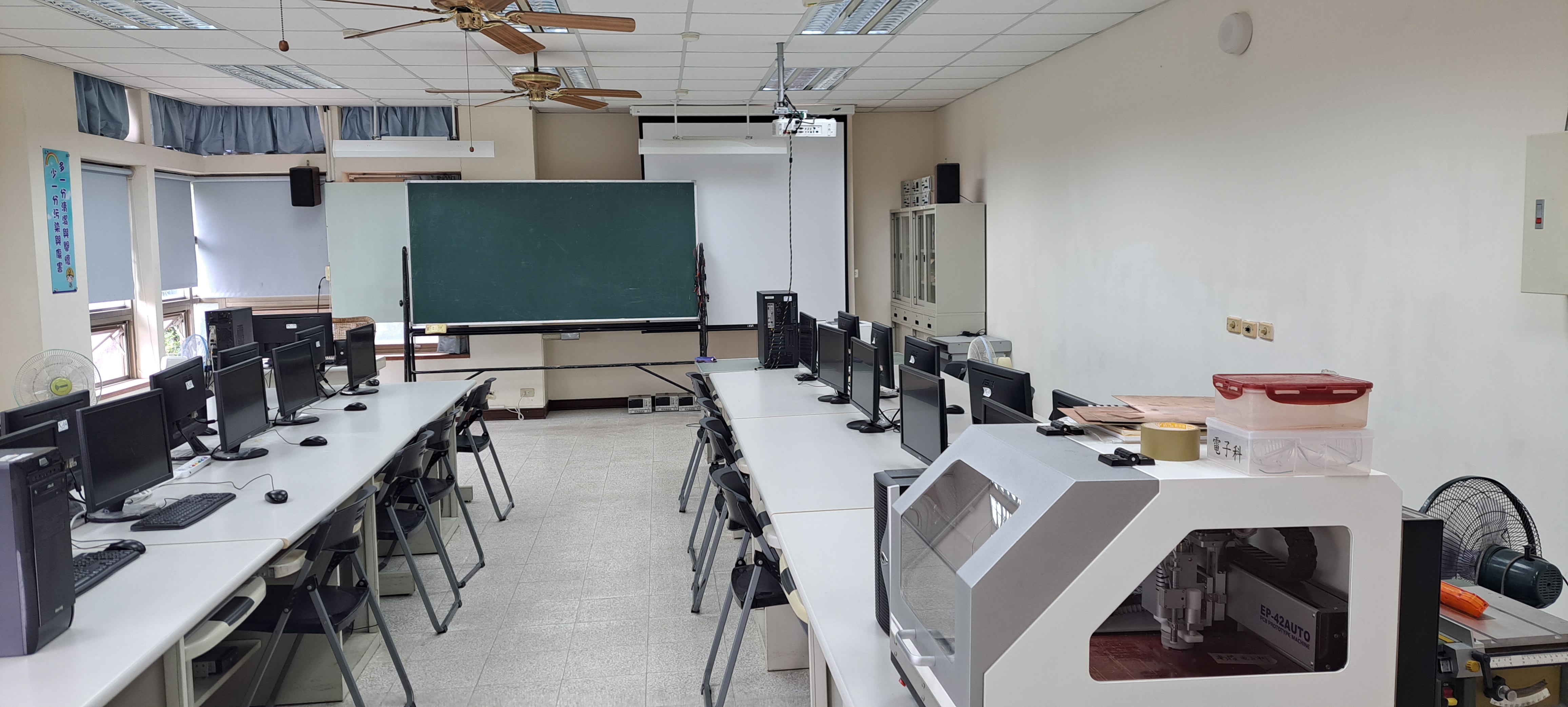 .CPLD實習工場_設備完整